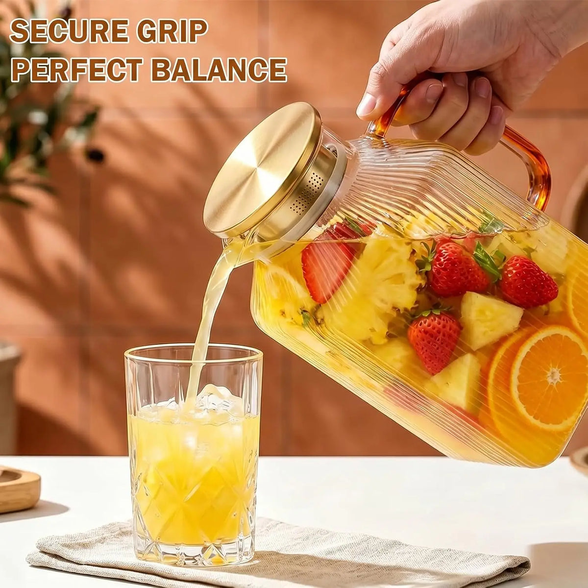 1 Gallon Square Glass Pitcher with Lid, Vertical Striped Square Pitcher with Golden Handle And Lid, Extra Large Capacity, Heat Resistant Material, Ideal for Refrigerator Storage of Iced Tea, Coffee, Juice