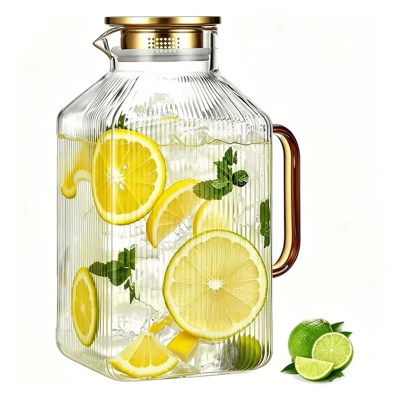 1 Gallon Square Glass Pitcher with Lid, Vertical Striped Square Pitcher with Golden Handle And Lid, Extra Large Capacity, Heat Resistant Material, Ideal for Refrigerator Storage of Iced Tea, Coffee, Juice