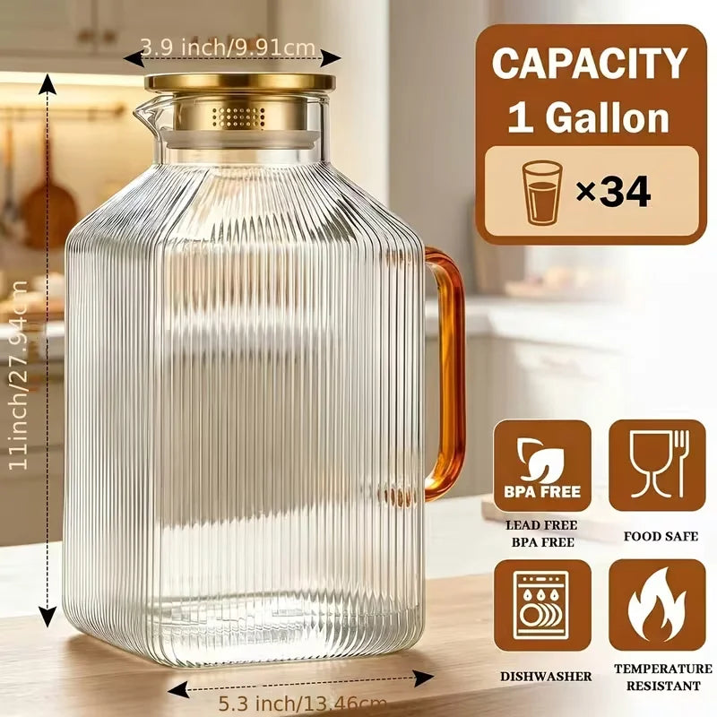 1 Gallon Square Glass Pitcher with Lid, Vertical Striped Square Pitcher with Golden Handle And Lid, Extra Large Capacity, Heat Resistant Material, Ideal for Refrigerator Storage of Iced Tea, Coffee, Juice